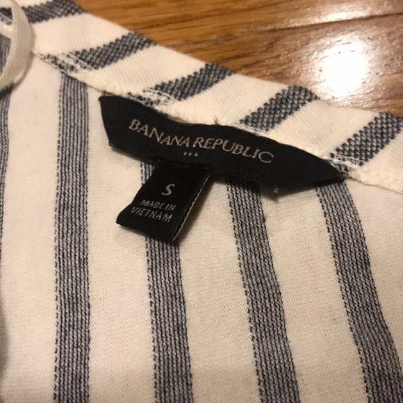 Banana Republic Top - Picture 3 of 3